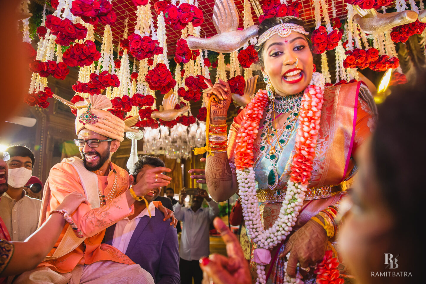 Radhika & Aditya's kannada marathi wedding from Australia to Pune - Girish  Joshi